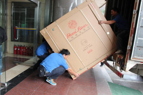 板芙镇钢琴贵重工艺品无忧运